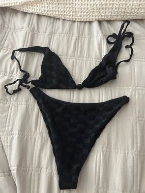 Skatie Black Textured Check Triangle Bikini